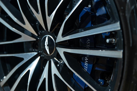 2021 Aston Martin DBS V12