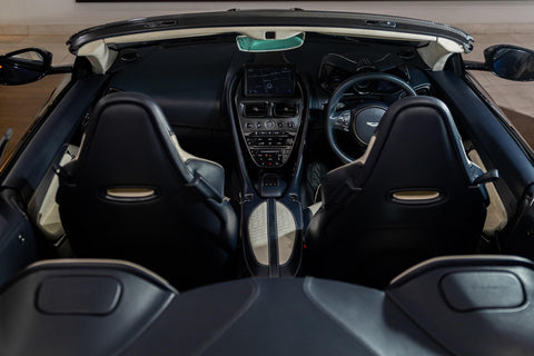 2021 Aston Martin DBS V12