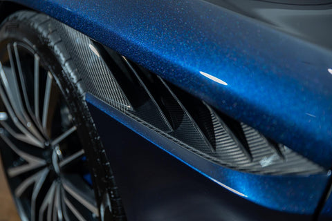 2021 Aston Martin DBS V12