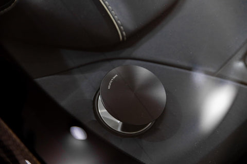 2021 Aston Martin DBS V12