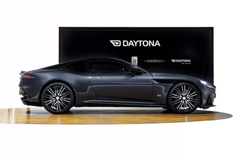 2020 Aston Martin DBS V12