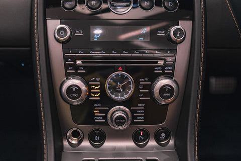 2012 Aston Martin Vantage V8 Vantage Roadster Auto