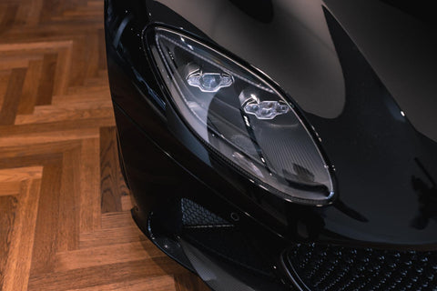 2020 Aston Martin DBS V12