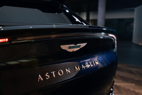 2025 Aston Martin DBX V8 707