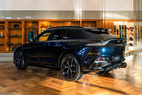 2025 Aston Martin DBX V8 707