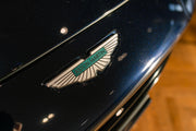 2025 Aston Martin DBX V8 707