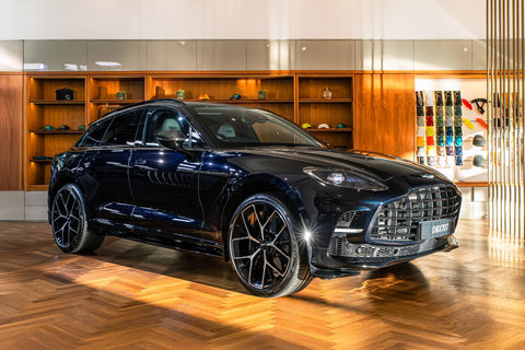 2025 Aston Martin DBX V8 707