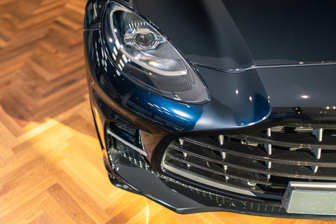 2025 Aston Martin DBX V8 707