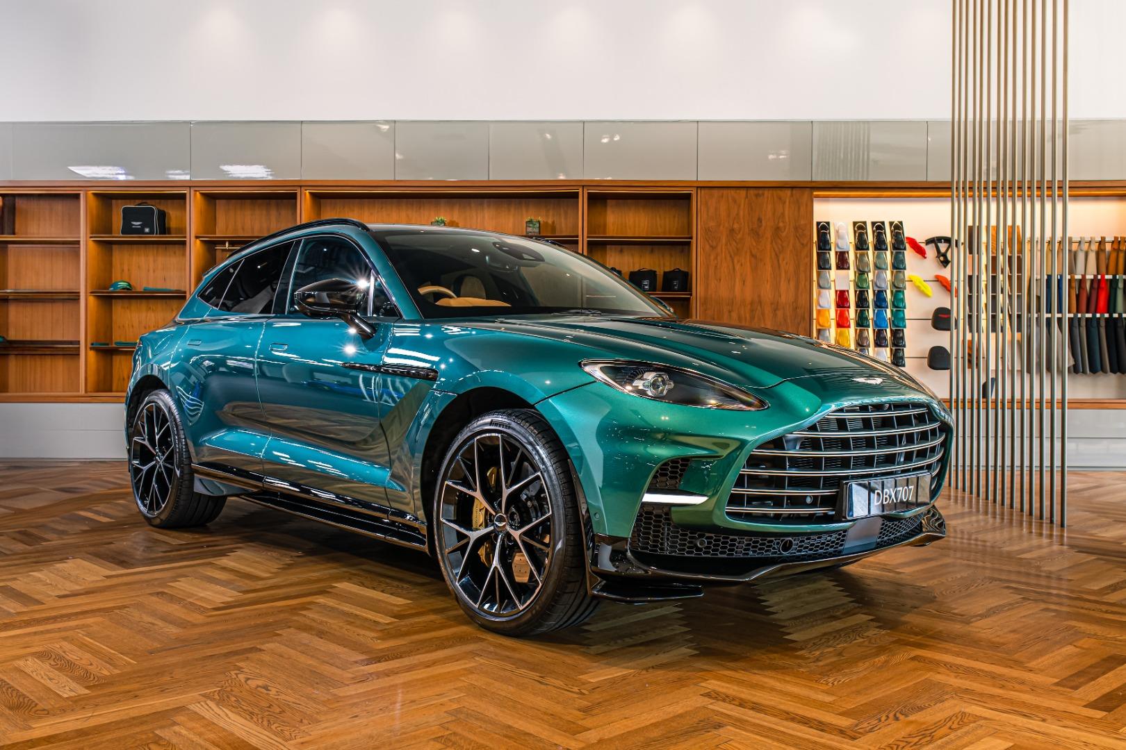 アパルトモン STAMMBAUM L2-B LONG Blouson 2024 Aston Martin DBX V8 707 – Daytona