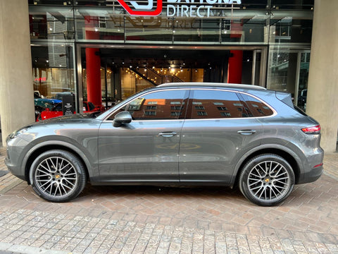 2022 Porsche Cayenne Cayenne